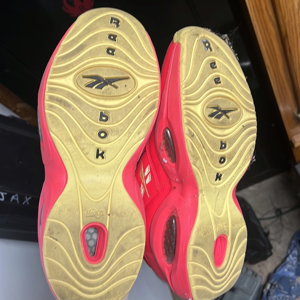 Shoes - Picture 2 of 3